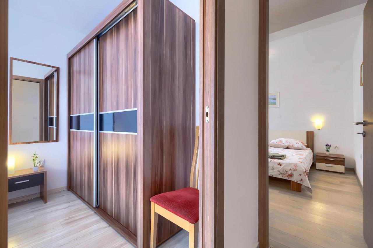 Stylish Flats With Two Bedrooms In Premantura Eksteriør bilde