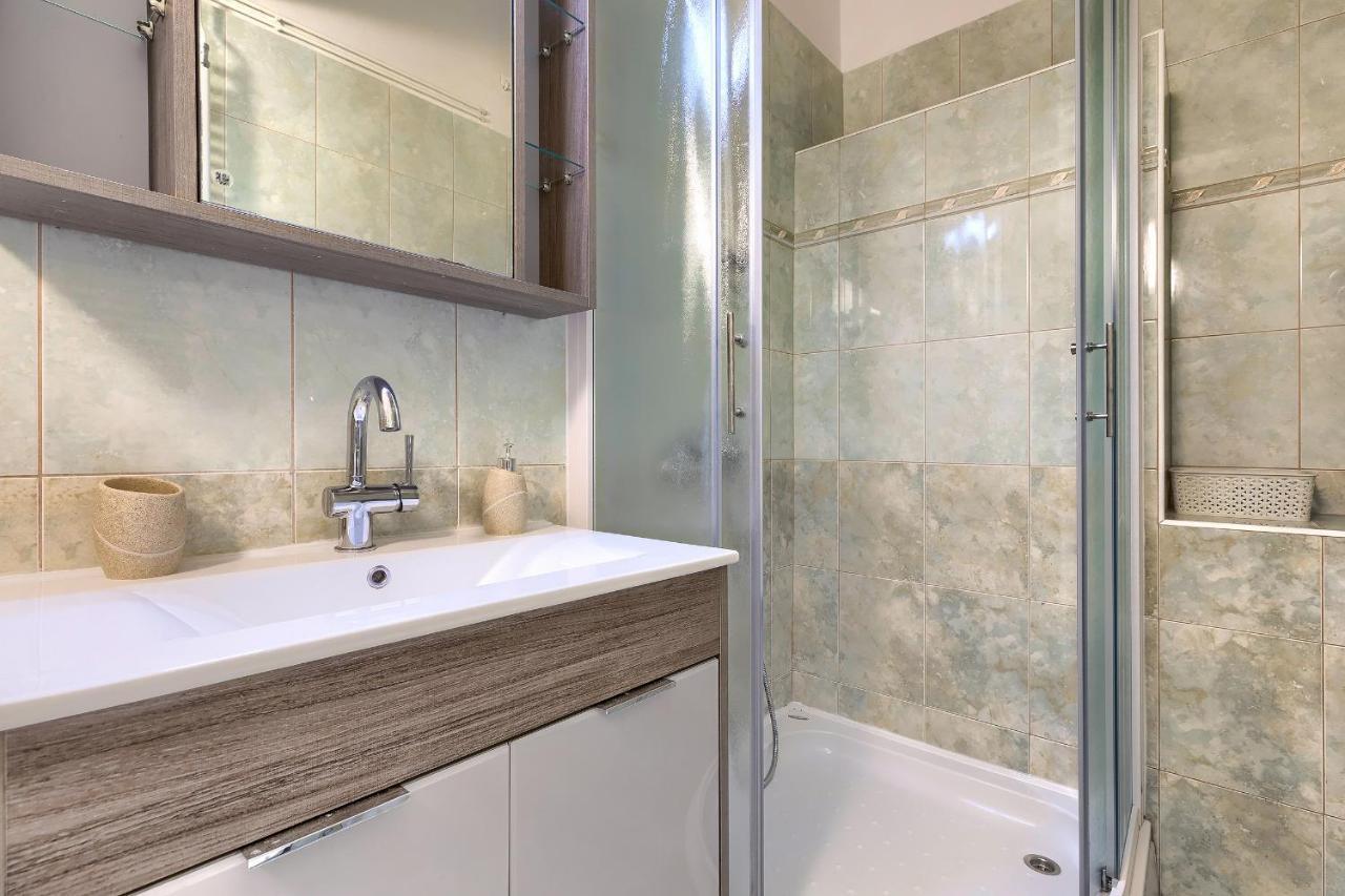 Stylish Flats With Two Bedrooms In Premantura Eksteriør bilde